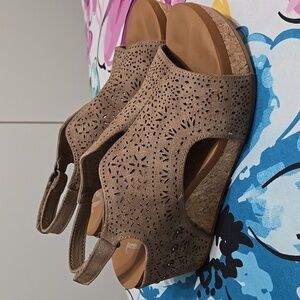 Very G Brown Wedge Sandals